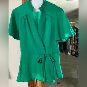 Green short sleeve blouse